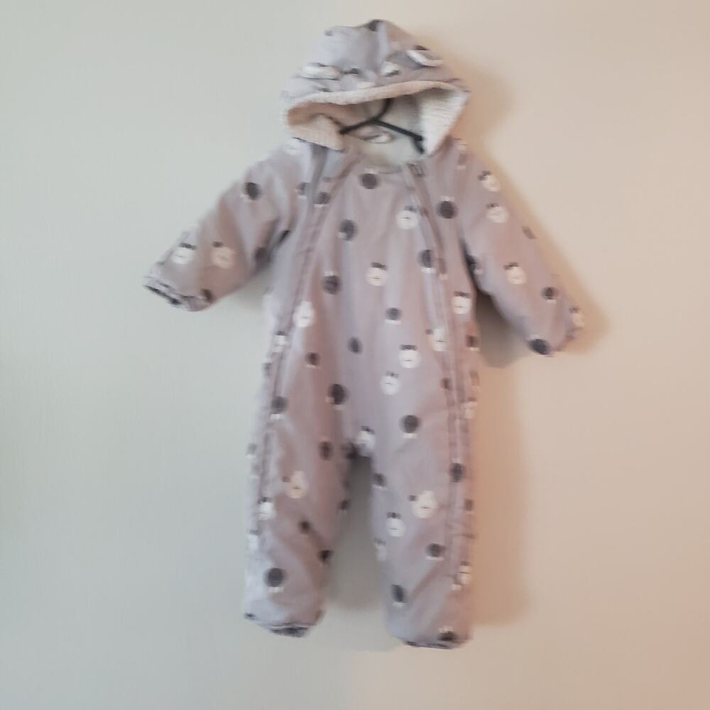 H&M Baby Snowsuit with Mouse Graphics Size 4-6 Months